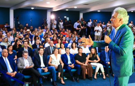 Caiado afirma que PT tenta sabotar avanços em Goiás com ação no STF